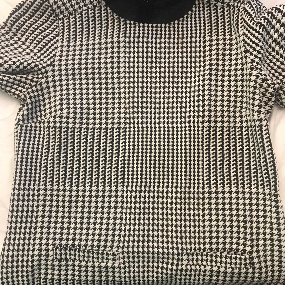 Ann Taylor houndstooth shirt